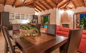 Kyveli Villa - Astarte Villas